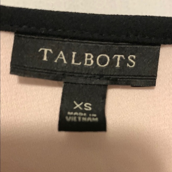 Talbots Women’s  Cream Blouse with Black Trim And Zippered On One Side. XS - Picture 2 of 7